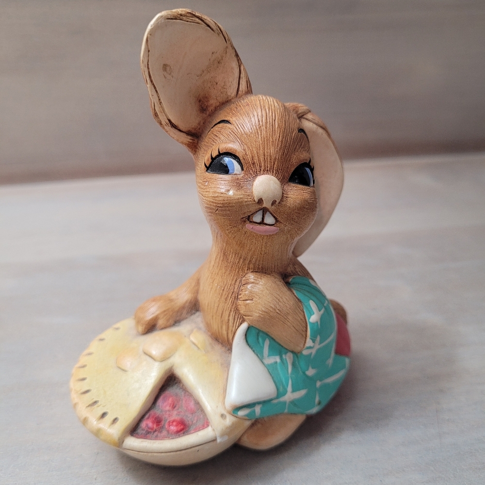 Pendelfin Rabbit Figurine Vintage "Pieface" Hand Painted Stonecraft Collectible